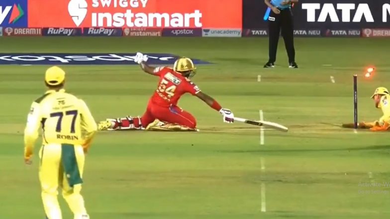 IPL 2022, CSK vs PBKS: एमएस धोनी ने किया भानुका राजपक्षे को कमाल का रन आउट (देखें वीडियो)
