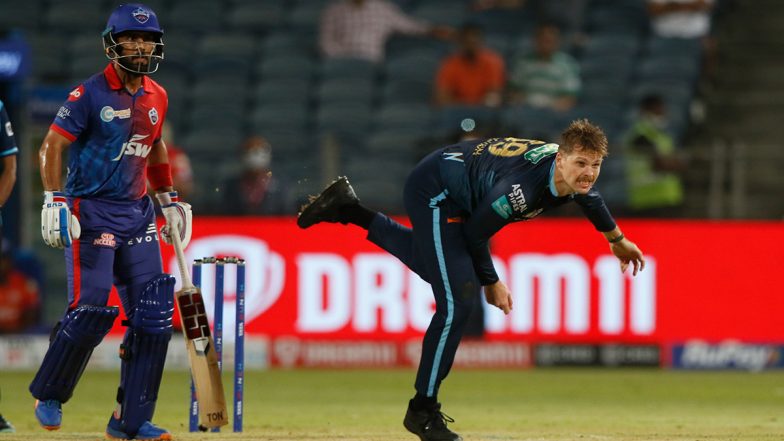 IPL 2022, GT vs DC: दिल्ली कैपिटल्स की आधी टीम लौटी पवेलियन, गुजरात ने मैच में बनाई पकड़