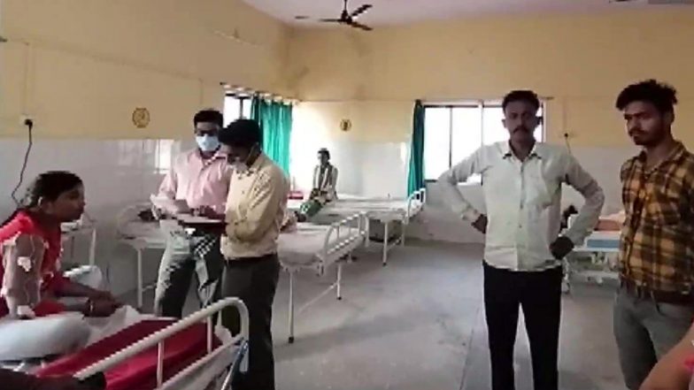UP: बदायूं के समरेर में सर्वोदय बालिका आवासीय विद्यालय में 28 बच्चे फूड पॉइजनिंग के चलते बीमार पड़े