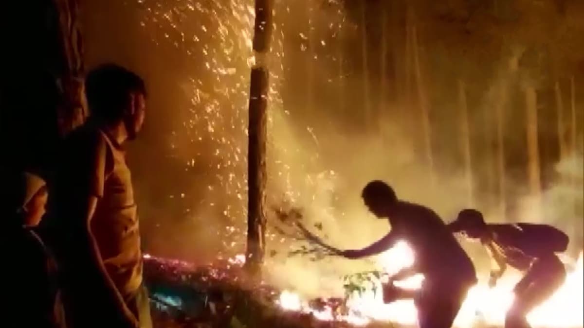 Assam: हिरासत में एक व्यक्ति की मौत के बाद भीड़ ने थाने में आग लगाई