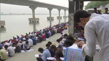 Patna: छात्रों ने गंगा घाट को ही बना लिया क्लासरूम, रेलवे और SSC की तैयारी के लिए सुबह 6 बजे से होता है TEST