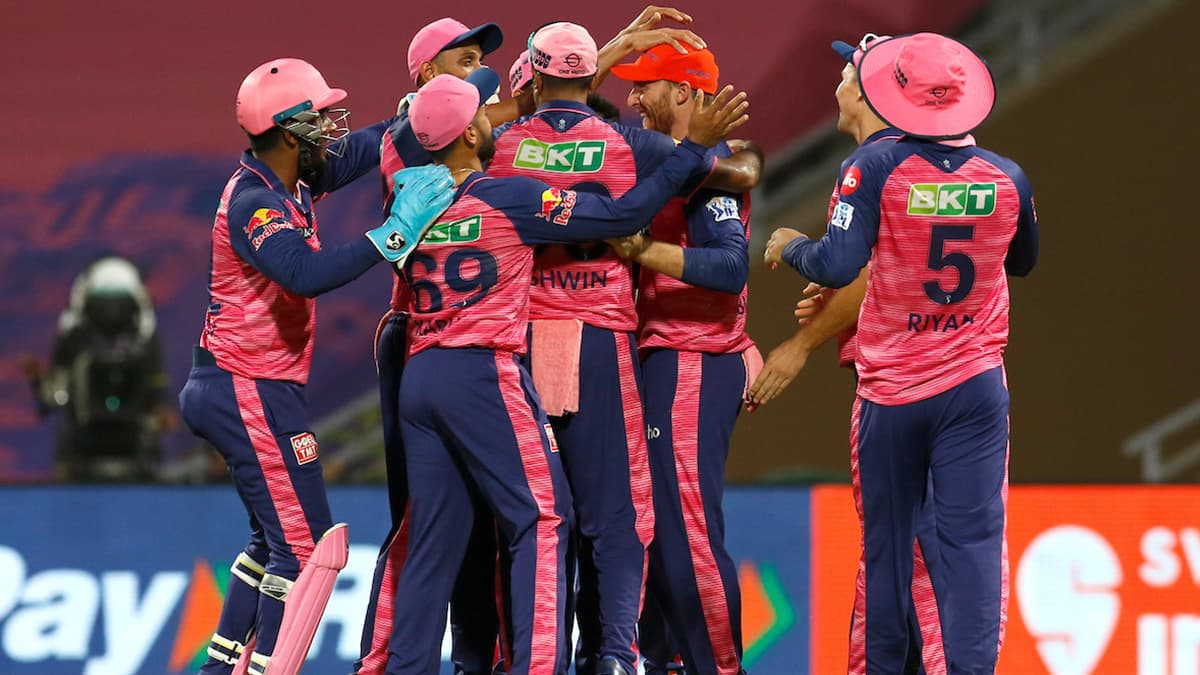 RCB VS RR: राजस्थान रॉयल्स ने रॉयल चैलेंजर्स बैंगलोर को 29 रन से हराया, पराग और सेन ने किया कमाल