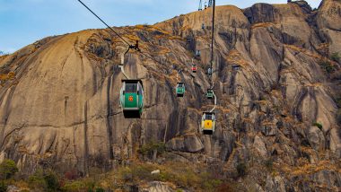 Deoghar Ropeway Accident: 21 घंटे बाद भी हवा में रोपवे पर लटक रही 40 से ज्यादा जिंदगियां, 2 की मौत, बुलाये गए गरुड़ कमांडो (VIDEO)