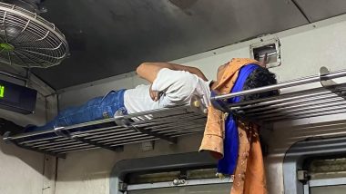 लोकल ट्रेन में चैन से सोने के लिए शख्स ने लगाया गजब का जुगाड़, Viral Photo देख चकरा जाएगा आपका दिमाग