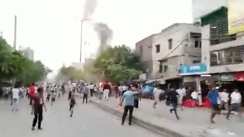 Jahangirpuri Violence: जहांगीरपुरी हिंसा में गिरफ्तार अंसार की पत्नी बोली- पति बेकसूर, उसे फंसाया जा रहा