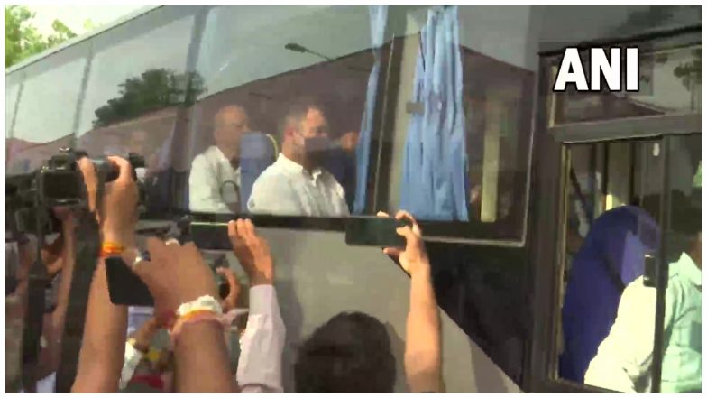 Congress Chintan Shivir: राजस्थान के उदयपुर पहुंचे राहुल गांधी, आज से शुरू हो रहे तीन दिवसीय कांग्रेस के 'चिंतन शिविर' में होंगे शामिल