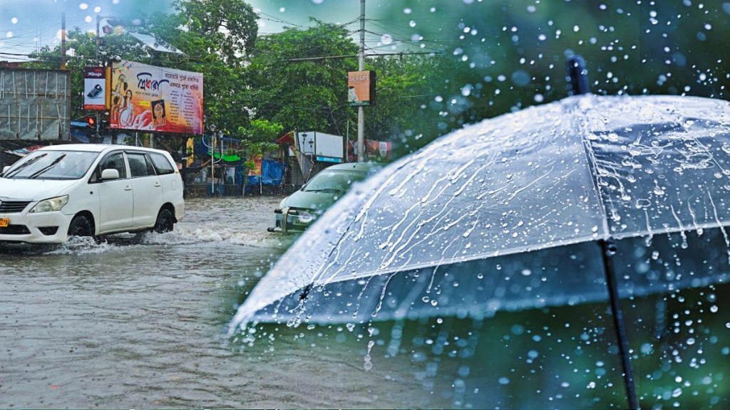 जम्मू-कश्मीर में भारी बारिश के कारण बाढ़ के हालात, जम्मू-श्रीनगर राष्ट्रीय राजमार्ग का हिस्सा बहा