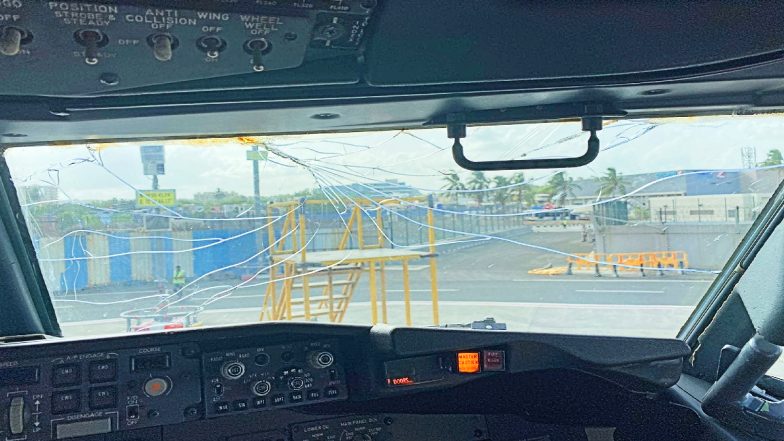 SpiceJet Windshield Cracked: स्पाइसजेट विमान के विंडशील्ड शीशे में आई क्रेक, गोरखपुर जा रही फ्लाइट वापस मुंबई लौटी