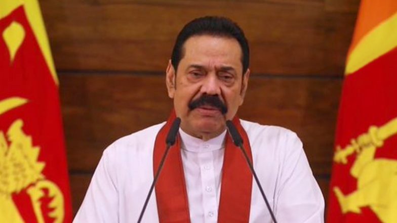 Sri Lanka Crisis: श्रीलंका में कर्फ्यू, प्रधानमंत्री महिंदा राजपक्षे ने दिया इस्तीफा