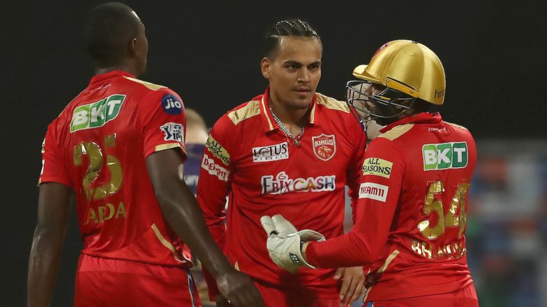 IPL 2022, RCB vs PBKS: आरसीबी को लगा 6वां झटका, दिनेश कार्तिक लौटे पवेलियन