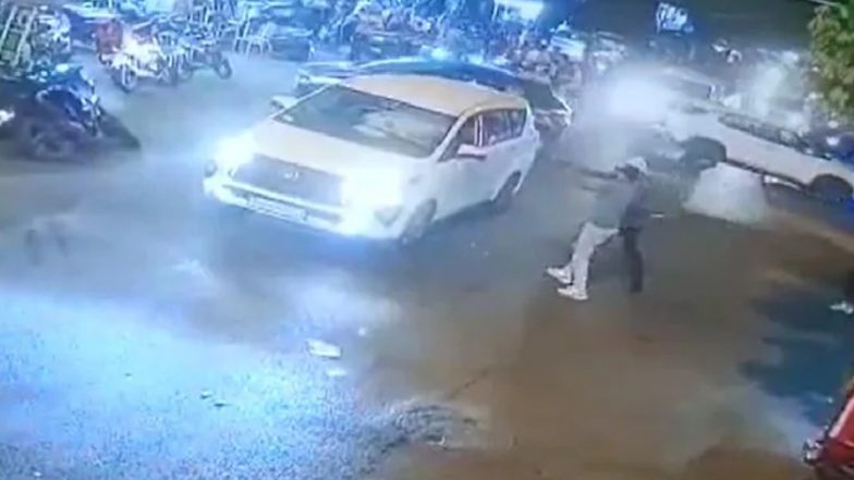 Delhi: सीसीटीवी फुटेज में दिखाई दिए फायरिंग करते हुए हमलावर
