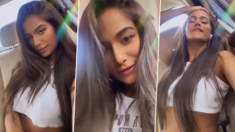 Poonam Pandey ने शेयर किया बेहद हॉट वीडियो, क्रॉप टॉप पहन गाड़ी के अंदर किए सेक्सी मूव्स