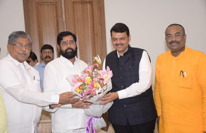 Maharashtra Politics: महाराष्ट्र में आज स्पीकर का होगा चुनाव, शिंदे गुट के साथ देवेंद्र फडणवीस ने की बैठक