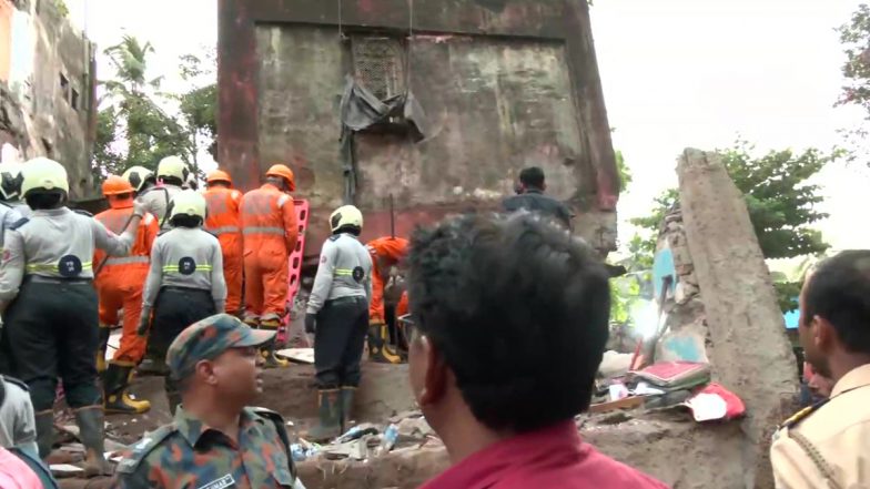 Mumbai House Collapse: मुंबई के ट्रॉम्बे इलाके में मकान ढहने से एक की मौत, 2 घायल