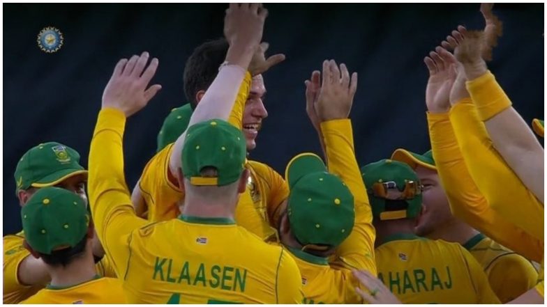 IND vs SA 4th T20: टीम इंडिया की पारी लड़खड़ाई, ऋषभ पंत 17 रन बनाकर लौटे पवेलियन