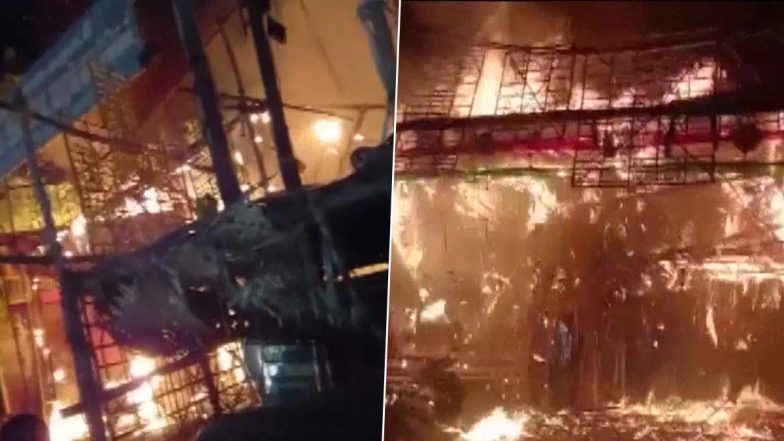 Tamil Nadu: वार्षिक संथाना मरिअम्मन मंदिर उत्सव के दौरान लगी आग, कई दुकान और वाहन आए चपेट में