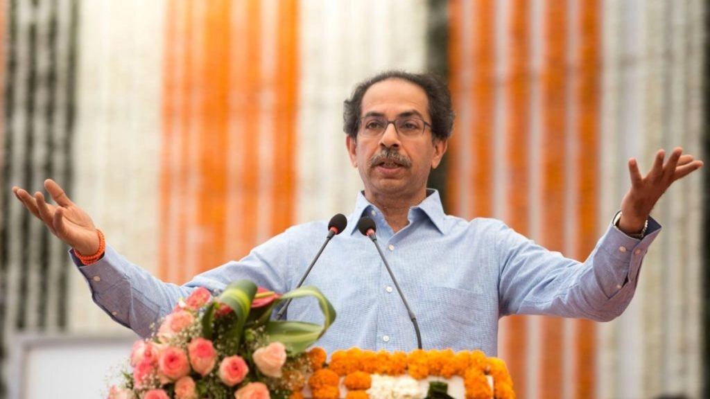 उद्धव ठाकरे ने 'देशद्रोही' की निंदा की, शिव सैनिक की जल्द सीएम के रूप में वापसी की कसम खाई