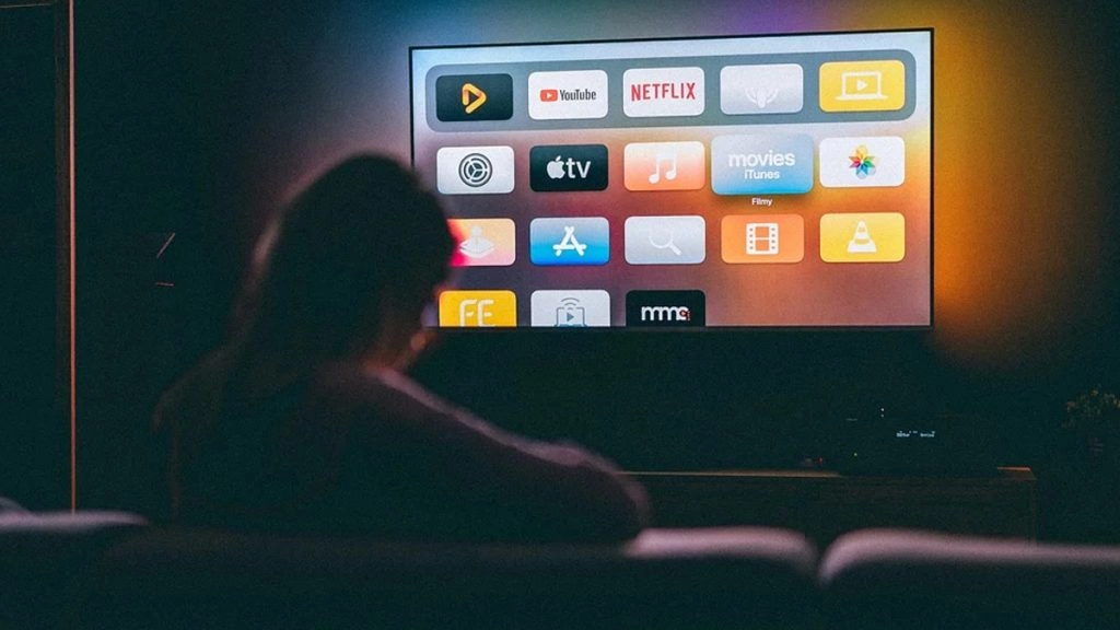 Bollywood की परेशानी का कारण बनी सिंगल थिएटरों की कमी, और ओटीटी में बढ़ोत्तरी 