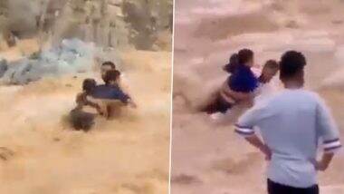 Viral Video: पिता के आगे नहीं चल सका प्रक्रति का प्रकोप, तेज धारा में बहते हुए बच्चों को ऐसे बचाया