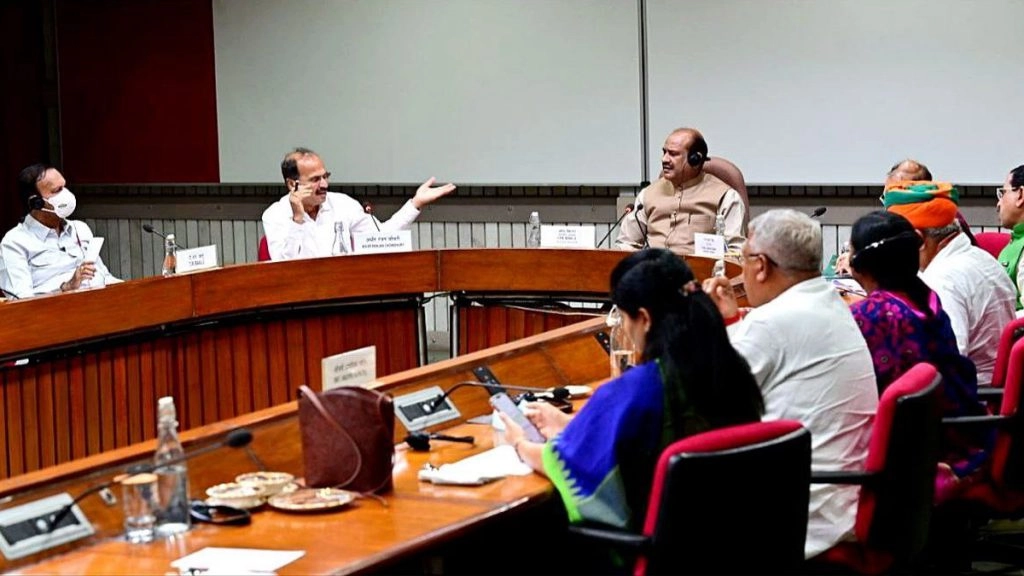 मॉनसून सत्र को लेकर लोकसभा स्पीकर ने बुलाई सर्वदलीय बैठक, TMC-NCP समेत विपक्ष के कई दल रहे नदारद