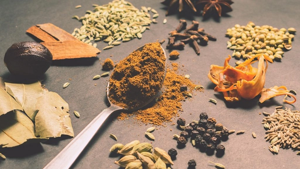 दुनियाभर में भारतीय मसालों की जबरदस्त मांग, हल्दी, अदरक और केसर के निर्यात में 192% की वृद्धि  