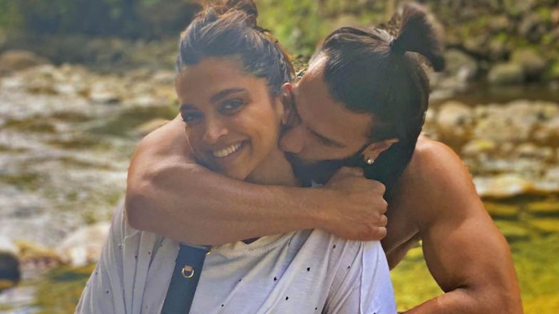 Ranveer Singh ने Deepika Padukone के साथ शेयर की रोमांटिक तस्वीरें, यूजर्स बोले-बॉलीवुड की सबसे हॉट जोड़ी