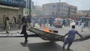 Pakistan Samsung: पाकिस्तान में ईश निंदा पर भारी बवाल-तोड़फोड़, हिरासत में लिए गए सैमसंग के 27 कर्मचारी