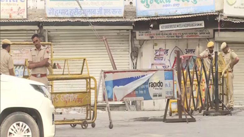 Udaipur Killing: उदयपुर प्रशासन ने कर्फ्यू में दी 10 घंटों की छूट, घरों से बाहर निकले लोग