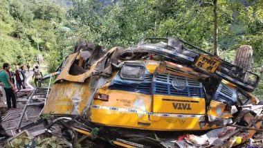 Kullu Bus Accident: कुल्लू में बड़ा सड़क हादसा, खाई में गिरी बस, स्कूली बच्चों समेत 16 लोगों की मौत