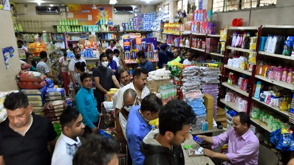 आज से GST की दरों में हुआ बदलाव, जानें क्‍या हुआ सस्‍ता और क्‍या महंगा 