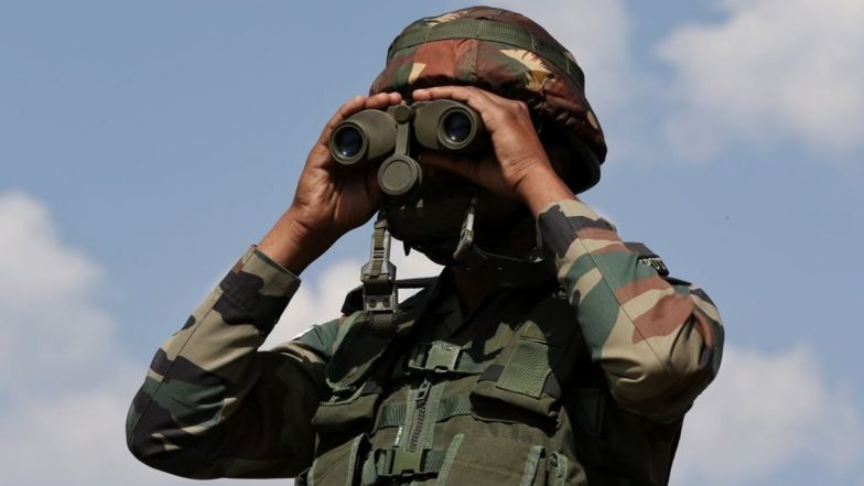 J&K: कश्मीर में 'I Love Pakistan' लिखे गुब्बारे बरामद, गोला-बारूद भी मिले