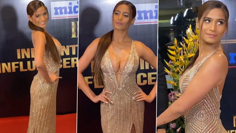 VIDEO: Poonam Pandey ने अवॉर्ड इवेंट में दिखाया बोल्ड अवतार, रिवीलिंग गाउन में दिखी कमाल की सेक्सी बॉडी 