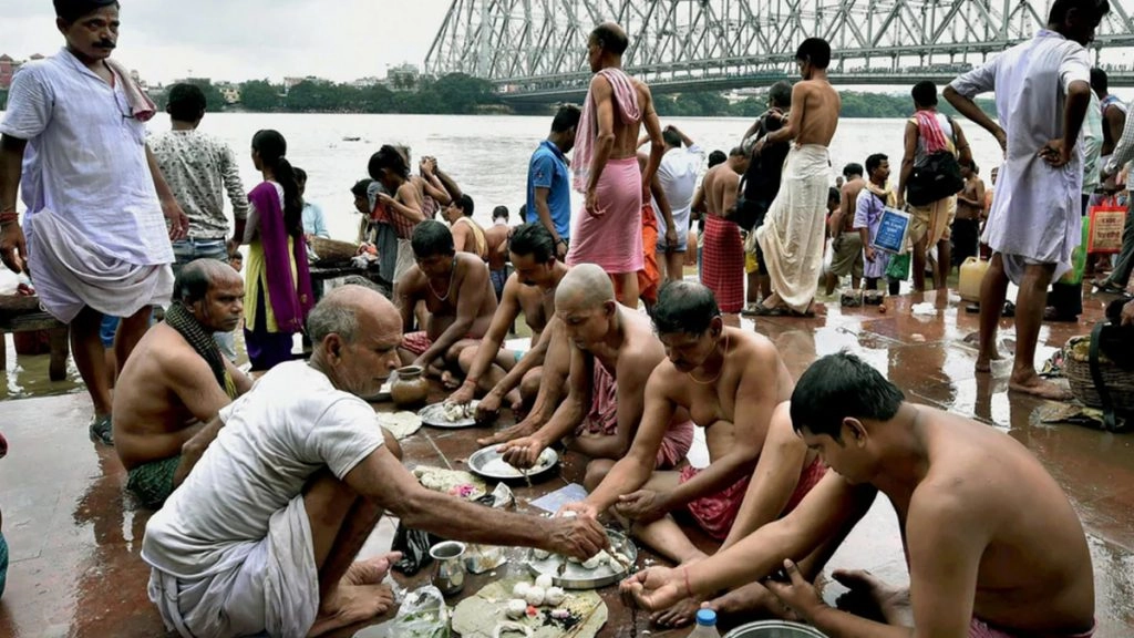 Bihar: पितरों को मोक्ष दिलाने के लिए गया में ऑनलाइन पिंडदान सुविधा