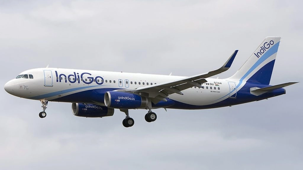 शख्स के फोन पर आए प्रेमिका के 'संदिग्ध मैसेज', IndiGo की फ्लाइट करीब 6 घंटे लेट से भरी उड़ान