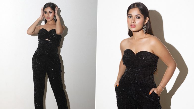 Jannat Zubair&nbsp;Hot Photos:&nbsp;जन्नत जुबैर ने डीप नेक ब्लैक हॉट&nbsp;आउटफिट&nbsp;पहन ढाया कहर, एक्ट्रेस की खूबसूरती देख यूजर्स&nbsp;हुए मदहोश