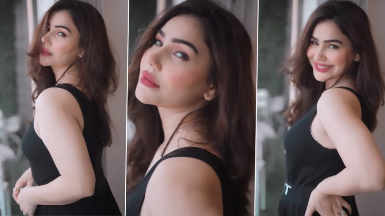 Ullu App की वेब सीरीज में काम कर चुकीं Kangna Sharma ने फिर लगाया बोल्डनेस का तड़का, सोशल मीडिया पर शेयर किया बेहद हॉट वीडियो (Watch Video)