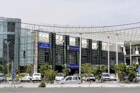 विदेशो में रोड़ शो के जरिये नोएडा में बन रहे मेडिकल डिवाइस पार्क के लिए निवेश जुटाने की कोशिश 