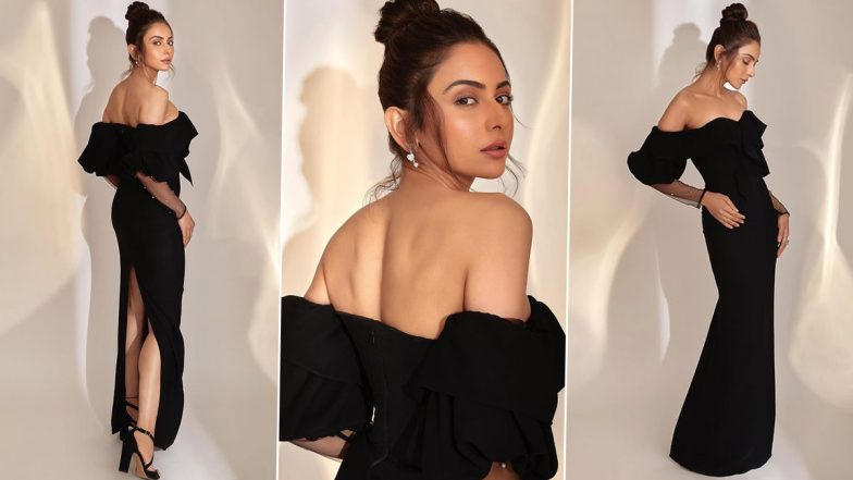 Rakul Preet Singh ने हॉट ब्लैक गाउन पहन ढाया कहर, एक्ट्रेस की हॉटनेस देख यूजर्स का छूटा पसीना (See Pics)