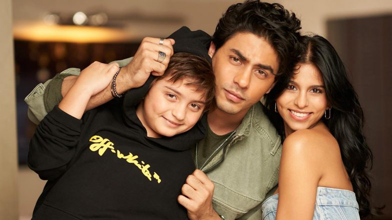 Suhana Khan ने भाई Aryan Khan और AbRam के साथ शेयर की क्यूट तस्वीर, सेलेब्स से लेकर तमाम यूजर्स ने लुटाया प्यार (See Pics)