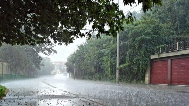Weather Update: दिल्ली में बारिश ने उमस से दिलाई राहत, IMD ने केरल के 8 जिलों के लिए जारी किया रेड अलर्ट