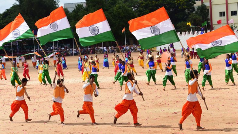 आजादी के जश्न पर कोरोना का असर, केंद्र की राज्यों को सलाह, स्वतंत्रता दिवस पर बड़ी सभाओं से बचें