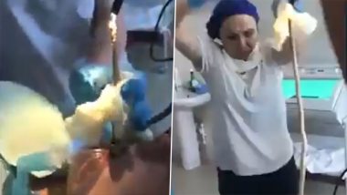 Viral Video: देखते ही देखते महिला के मुंह में घुस गया सांप, फिर जो हुआ... रोंगटे खड़े करने वाला वीडियो हुआ वायरल