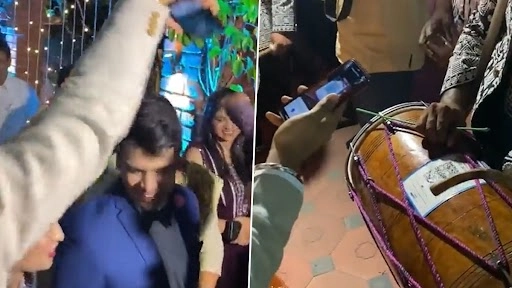 बारात में ढोल बजाने वाले को शख्स ने क्यूआर कोड के जरिए दिया 'शगुन', वीडियो वायरल