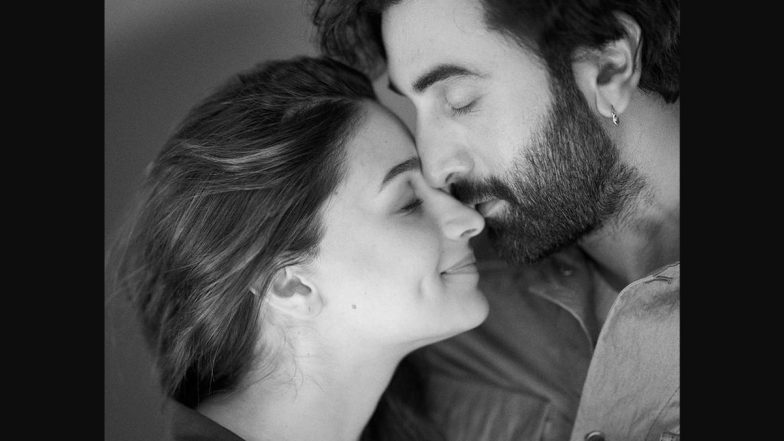Alia Bhatt and Ranbir Kapoor welcome their first child: आलिया भट्ट-रणबीर कपूर बनें माता-पिता, एक्ट्रेस ने बेटी को दिया जन्म
