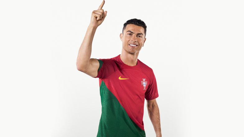 FIFA World Cup 2022: कतर में होने वाले फीफा विश्व कप के पहले पुर्तगाल ने अपने न्यू जर्सी को किया अनावरित