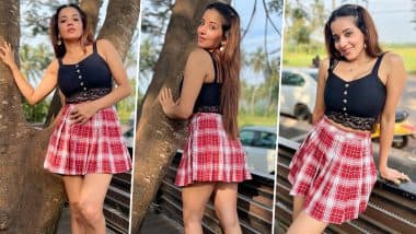 Monalisa Hot Photos: भोजपुरी फिल्मों की हसीन अदाकारा मोनालिसा ने सेक्सी स्कर्ट टॉप में पोस्ट की हॉट फोटोज