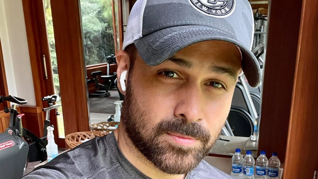 इमरान हाशमी की फिल्म की शूटिंग के दौरान पथराव करने के आरोप में युवक गिरफ्तार