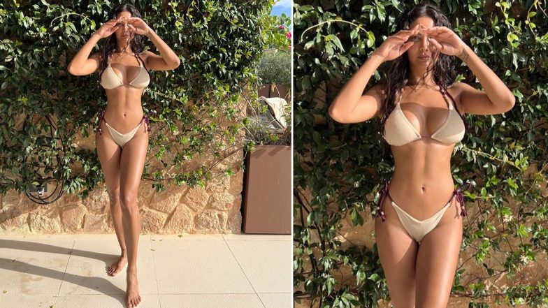 Esha Gupta Sexy Photos: ईशा गुप्ता ने हॉट बिकनी पहन बढ़ाया टेम्परेचर, एक्ट्रेस की हॉटनेस देख यूजर्स की बढ़ी दिल की धड़कनें