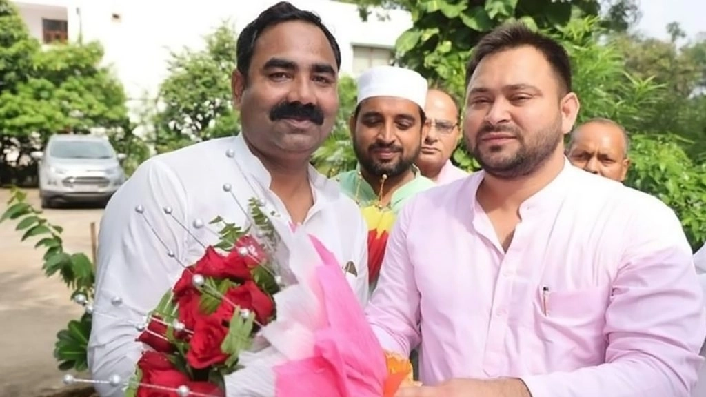 आतंकी मामले में आरोपी के साथ बिहार के मंत्री की फोटो वायरल