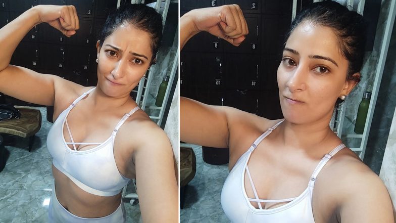 Niharica Raizada Hot Photo: एक्ट्रेस निहारिका रायजादा ने सेक्सी ब्रा पहनकर दिखाई फिटनेस, सेक्सी तस्वीर हुई वायरल